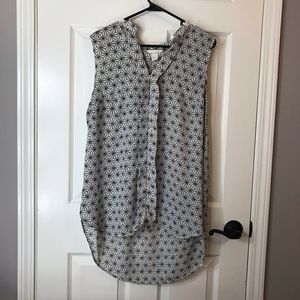 Hi - low geometric pattern blouse